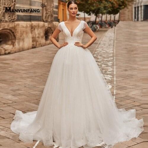 2021 Hot Sale Deep V-Neck Cap Sleeve Wedding Dress for Women Luxury Chapel Train Embroidery Appliques Tulle Bridal Ball Gown