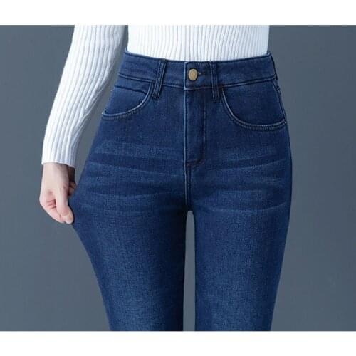 Winter Streetwear Jeans Plus Size Thick Cashmere Denim Pants Woman Casual Warm Velvet Pencil Pants High Waist Skinny Trousers