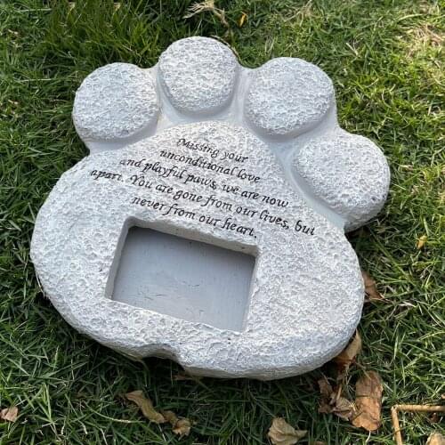 Resin Pet Memorial Stone Grave Marker Outdoor Backyard Tombstone Dog Cat Loss Pets Sympathy Remembrance 7.87x7.87x1.38inch