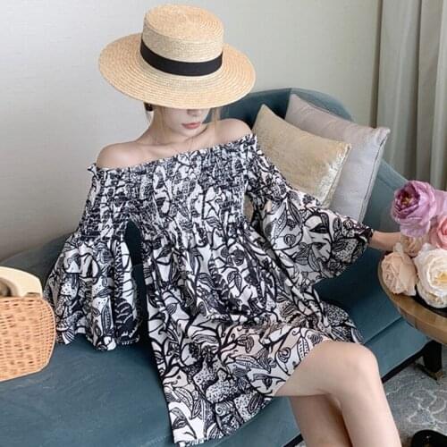 Fashion Autumn Korean Sexy Off-Shoulder Mini Party Dress Ladies Elegant Vintage Flare Sleeve Print Loose Beach Vacation Dress