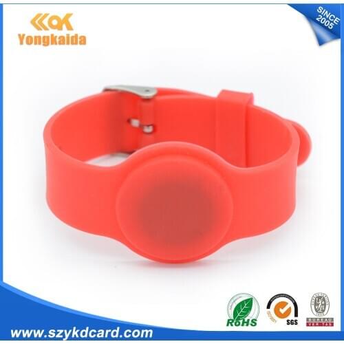 Low price 13.56MHz F08 Fudan M1 1k Watch Type RFID Wristband . adjustable Bracelet Silicone Waterproof
