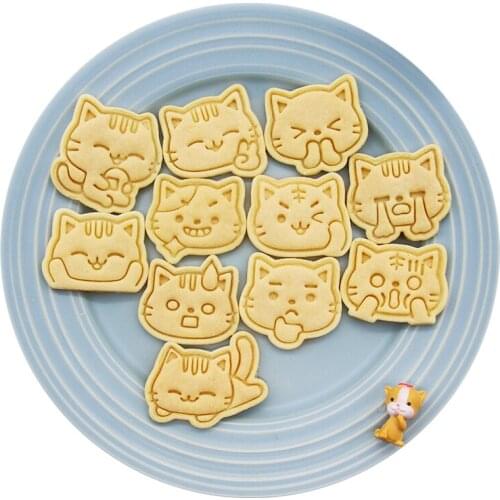 Cute Cat Cookies Cutter Tools 3D Cartoon Pressing Cookie Cutter Biscuit Mold Baking Accessories Pastry Decorating Baking Tools