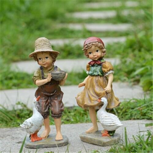22cm / 24cm High Garden Decoration Outdoor Art Resin American Girl and Boy Garden Figurines House Garden Yard Decor