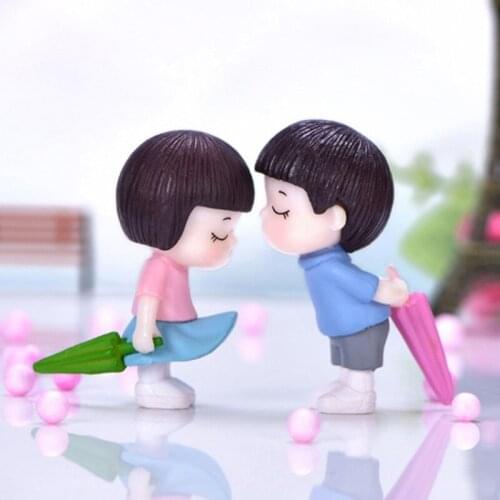 2 Pcs/Set Mini Lovers Dolls Model Figures Landscape Fairy Garden Ornaments Home Decoration Random Color