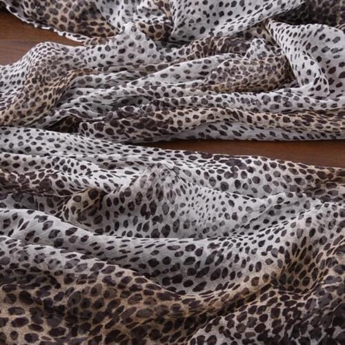 130CM Wide 8MM Leopard Print Thin Wrinkled Silk Fabric for Summer and Spring Dress Clothes Shirt Shirt H215