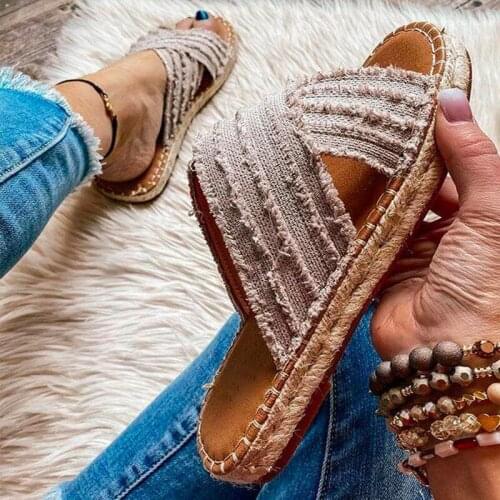 2021 Summer New Large Size Flat Bottom Straw Weaving Cross Fishermans Shoes Bohemian Lightweight Sandals For Women White Brown