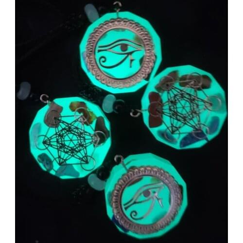 1PCS All-Seeing Eyes Luminous Orgonite Energy Pendant Necklace Yoga Glow in Dark Moonstone Pendants Necklace Healling Pendulum