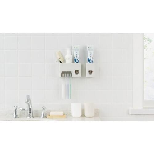 1PC Hot Sale Automatic Toothpaste Dispenser Family Toothbrush Holder set High Quality Bathroom Sets LF 252