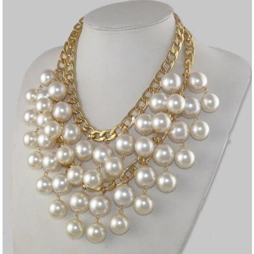 2 Broke Girls Caroline Pearl Beads Golden Necklace Pendant Cosplay