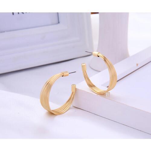 Simple Design New Arrival Drop Earring For Women Gold Color Layer Earring Handmade Appointment Date Gift Jewelry Accessory