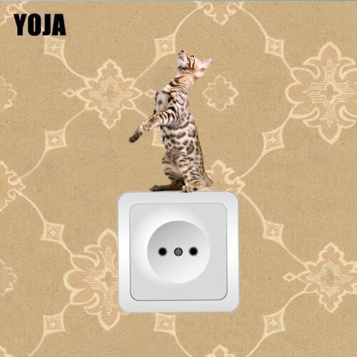 YOJA The Bengal Cat Looked Up Home Decoration Accessories Wall Decal Room Switch Bedroom High Quality PVC 8SS0137