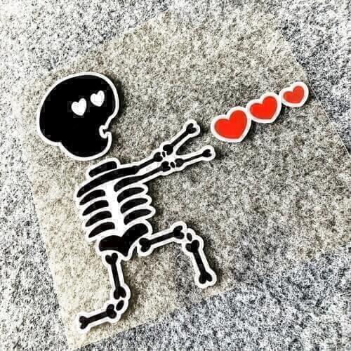 2pcs/Set 12 * 13CM Car Decals Cartoon Skull Launch Love Waterproof Sticker For Motorcycle Bike Reflective Type Vinyl Car Sticker