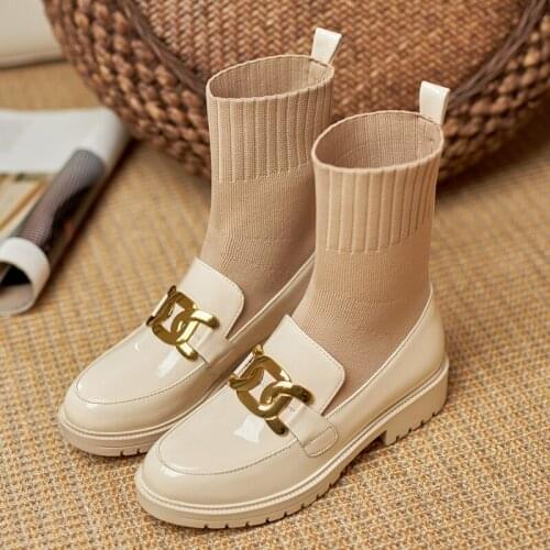 Autumn And Winter Warm Knit Wool Stitching Patent Leather Socks Shoes Thick-Heeled Bright Leather Student Mid-Calf Boots 2021