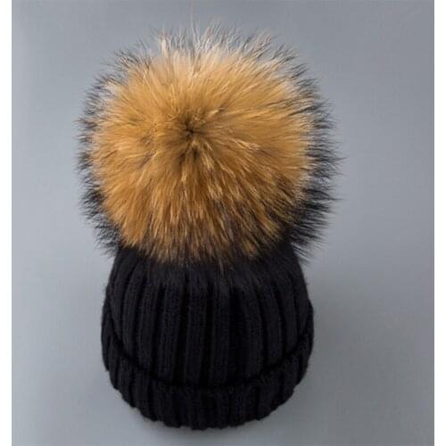 100% real raccoon fur pompon hats women winter skullies cap with big fluffy Raccoon ponpon pompom female pumpon knitted Beanies
