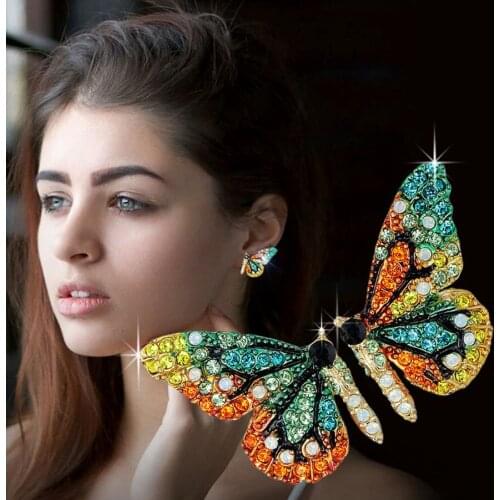 2021 Fashion Jewelry New Trend Gold Plated Cute Crystal Butterfly Earrings Unusual Brincos Korean Stud Earrings For Women