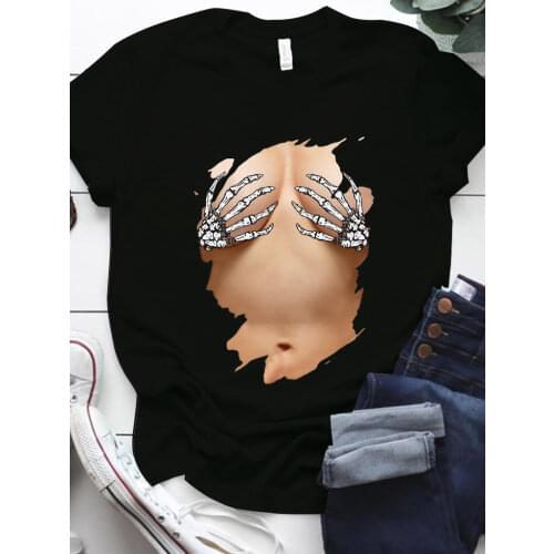 Funny Skull Hand Breast Print T Shirt Women Short Sleeve O Neck Loose Tshirt Summer Women Causal Tee Shirt Tops Camisetas Mujer