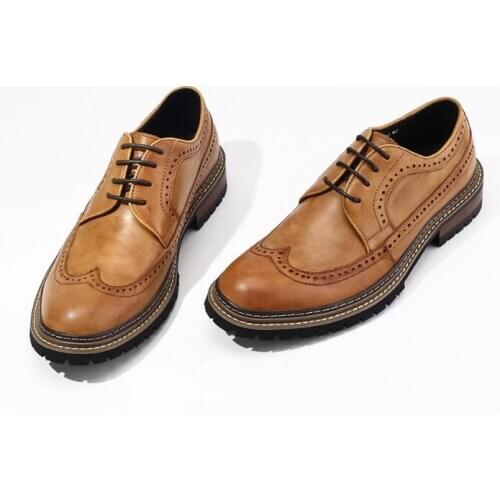 High Quality brown Lace up Casual shoes Genuine Leather Mens shoes Classics shoes for men Carved Formal Business Men shoes