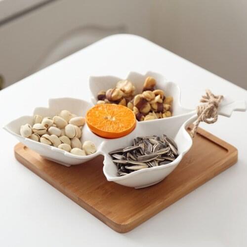 Creative White Maple Leaf Ceramic Plate Fruit Dried Fruit Plate Table Decoration Hotel Service Tray Snack Dessert Plate