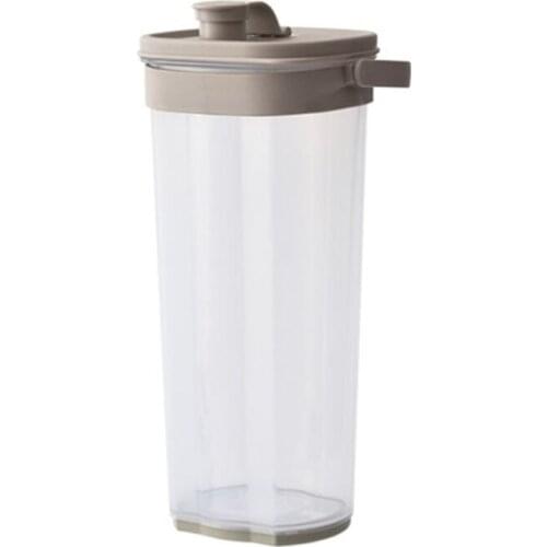 Large Capacity Home Water Pitcher with Handle 2000ml Ice Guard Tea Pot Kettle Jug Durable Bar Curling Cold Beverages Juice Pot