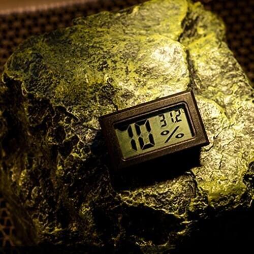 Easy to Read Reptile Tank / Egg Incubator Digital Thermometer / Hygrometer