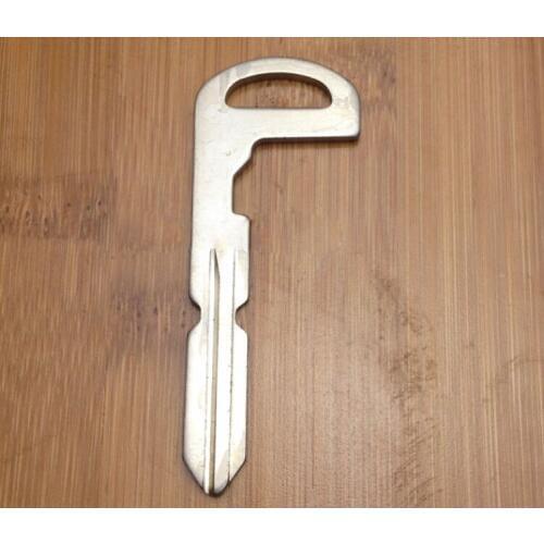 Car Key Blank Emergency Insert Smart Key Blade For Nissan Maxima