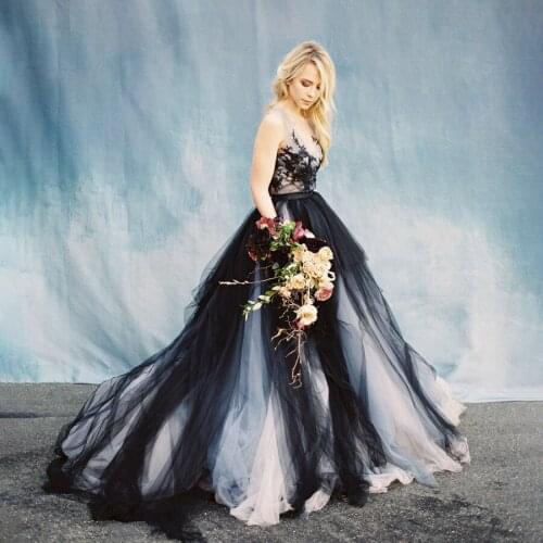 Scoop Neckline Silver and Black Two Stones Wedding Gowns with Crystals Sexy Bridal Dress robes de mariee robe de mariages