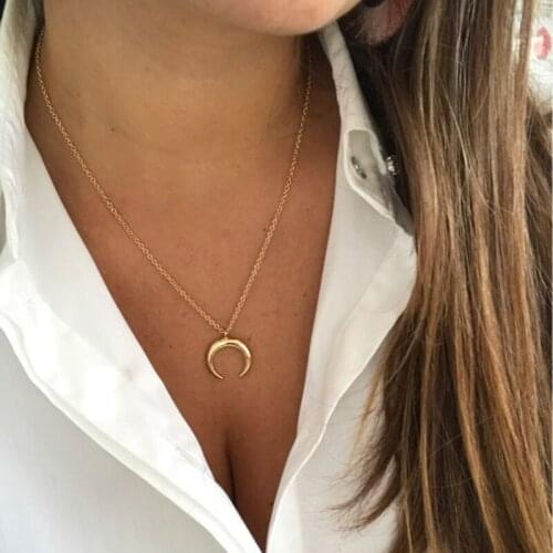 Eif Dock New Fashion Sweet Moon Gold Plated Jewelry Temperament Crescent Clavicle Chain Pendant Necklaces collar