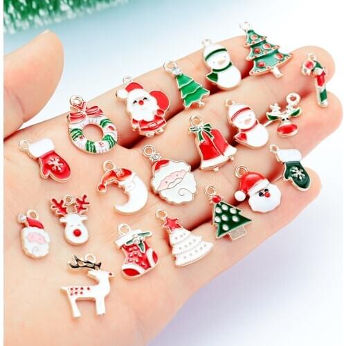 Eamel Charms Pendant Beads for Jewelry Making DIY Bracelet Earrings Xmas Gift Tree Elk Santa Claus Snowman Christmas Ornaments