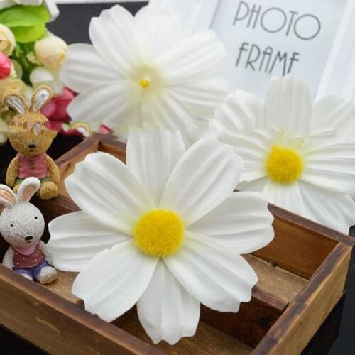 Artificial flowers new hot good simulation flower solid color silk clothing hat head Persia daisy shoes decorated decorative flo