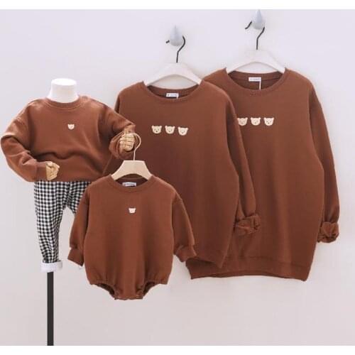 2021 Sport Family Matching Outfits for Family of Four Long Sleeve Sweatshirt Tees Baby Romper Family Looking Sweatshirts Set