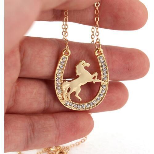 Hzew new running horse and Horseshoe pendant necklace