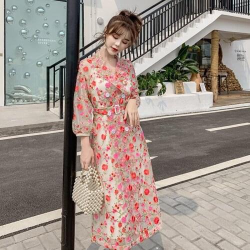 2021 Summer New Vintage Flower Embroidery Gauze Thin Trench Coat Women With Belt Sunscreen Coat Lantern Sleeve Mesh Outerwear