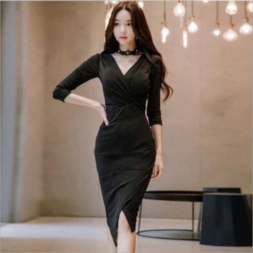 Sexy V-neck Bottoming Dresses 2019 Spring New Elastic Womens Dress Korean Ladies Slim Pleated Package Hip Dress Bodycon Dress
