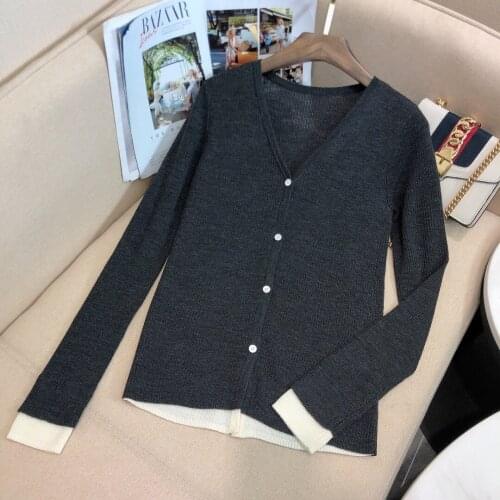 Fashion ladies 2021 new long sleeve sexy casual V-neck fake two-piece wool sweater 1229