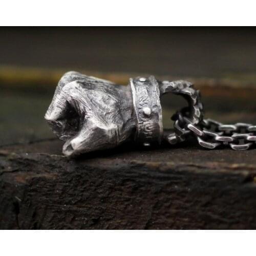 Mens Metal Attack Power Fist Alloy Necklace Fashion Silver Color Punk Hip Hop Rock Necklace Fist Momentum