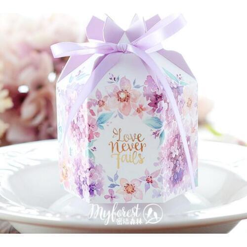 50pcs New High grade European purple flower Large Candy Boxes Wedding Favors Paper chocolate Gift Box package wholesale