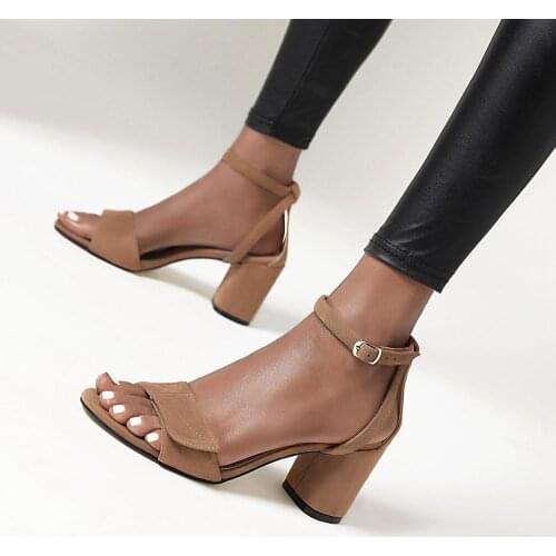 2021 Summer Woman Shoes Square Heel Sandals Thick High Heel Lady Shoes Buckle Cover Heels Flock Shoes Solid Color Size 34-43