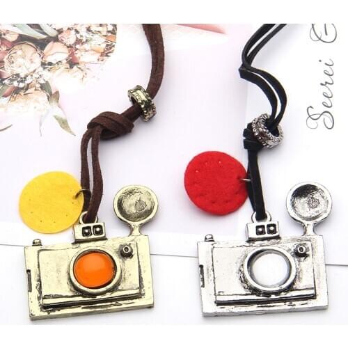 Simple Classic Bronze Camera Pendant Necklace Long Sweater Chain Statement Jewelry choker Necklace for Women Chocker