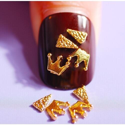 High-quality Crown Triangular Nail Alloy Metal Rivet 3D Charm DIY Nail Art Ornament Decoration 100pcs/ Bag