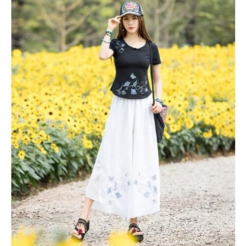 Chinese Style WomenS Pants 2021 New Summer Chiffon Hippie Ethnic Loose White Embroidery Wide Leg Pants Capris Trousers 30748