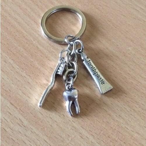HOT! 2019 New Dentist Denture Metal Keychain Dental Assistant Creative Gift Dental Hygienist Toothpaste Toothbrush with Key Ring