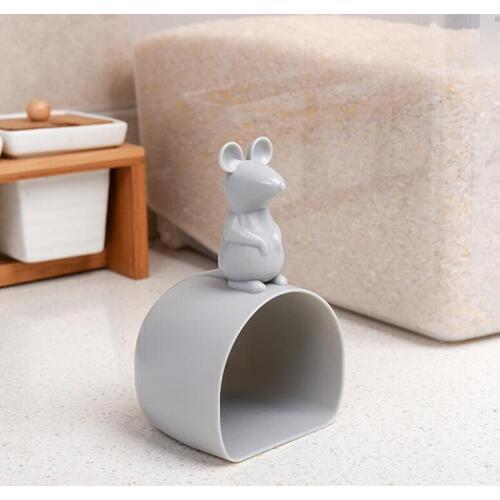 Cute Mouse Plastic Measuring Cup Kitchen Cake Baking Mold Handmade DIY Practical Tools 7.4x6.5x13 CM