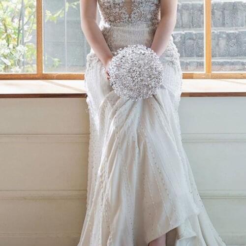 TRiXY HF02 Shinny Wedding Bouquet Flower Wedding Accessories Bridal Bouquet Crystal Wedding Bouquet for Bride Bridal Decoration