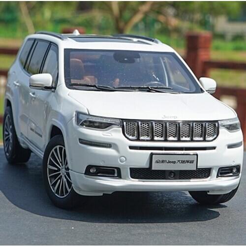 Original Factory Authentic 1/18 J Eep Grand Commander Gac Fiat Chrysler Diecast White Metal Suv Car Model with Small Gift
