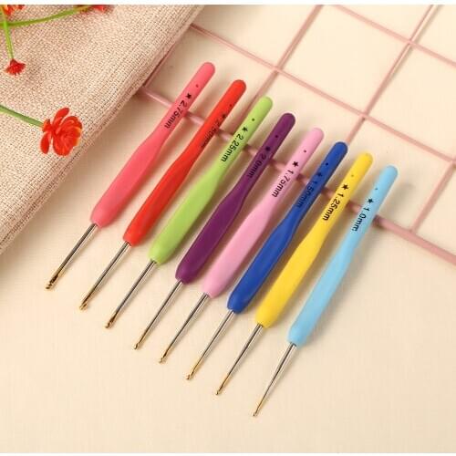 20 Styles 8pcs Colorful Soft Plastic Handle Aluminum Crochet Hooks Knitting Needles Set Crochet for Weave Sewing Needles Tools