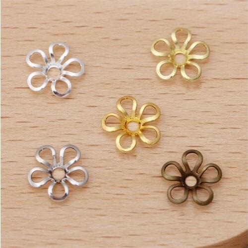 SIXTY TOWFISH 60 Pieces DIY Jewelry Accessories Size 9mm Copper Materials Flower Slice Charms