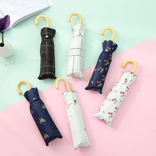 Embroidered 500*6K rattan hook handle ultralight 30 percent umbrella portable vinyl UV protection sun umbrella female umbrella
