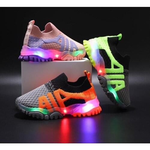 LED Childrens Glowing Boys and Girls Summer New Letter Embroidery Sneakers Kids Fashion Shiny Shoes