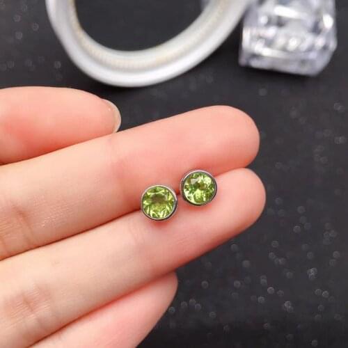 Fashion Small Round Gemstone Stud Earrings for Daily Wear 5mm Natural Peridot Silver Earrings 925 Silver Peridot Earrings