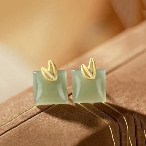S925 Sterling Silver Stud Earrings Natural Hetian Jade Womens Small and Simple Exquisite Refined Grace Earrings Womens Sterlin